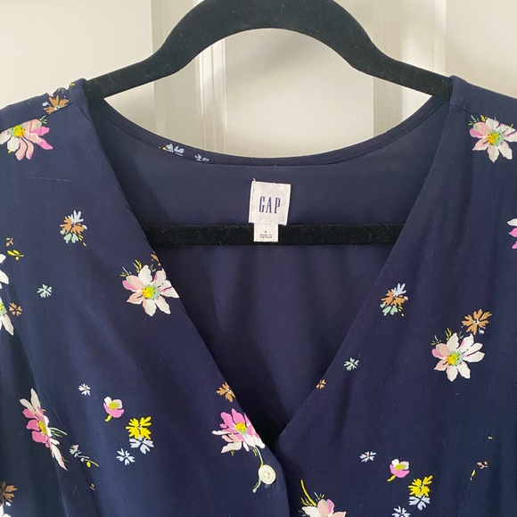 GAP Button front midi dress - Picture 2 of 3